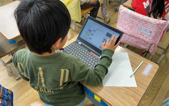 足立区立東伊興小学校 様